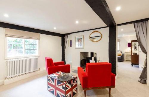 Bray on Thames House | Dorney Windsor Legoland 5 Star Stay for upto 14 guests