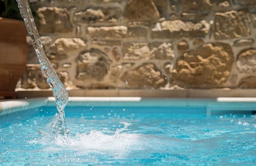 Drapanias Villa | Doro Gold Villa︱Tasteful Stone Villa with Luxury Hot Tub and Pool