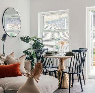 Shaftesbury Apartment | Dorothy Apartments - 3 Bed Ground Floor Apartment & Garden - Battersea