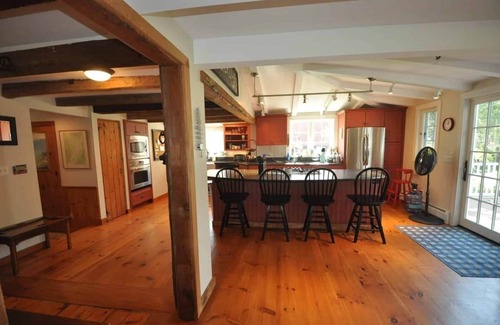 East Dorset House | Dorset/Battenkill River Retreat: ~12 mins to Manchester, Dorset, Bromley