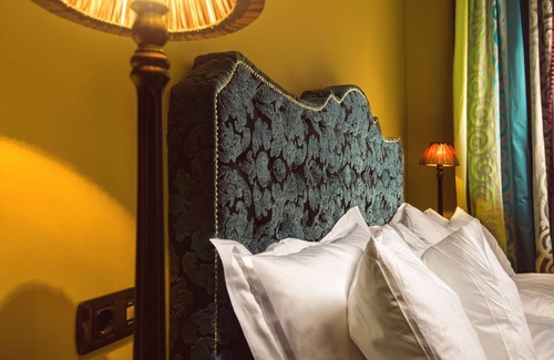 Centrum Hotel | Dorsia Hotel & Restaurant