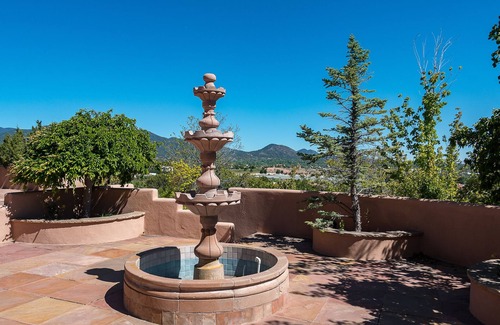 Santa Fe House | Dorthia Garden Retreat & Views