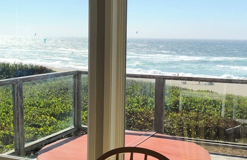 Roads End House | Dory Cove Oceanfront in Roads End - Spectacular Views, Rain or Shine! - Hot Tub