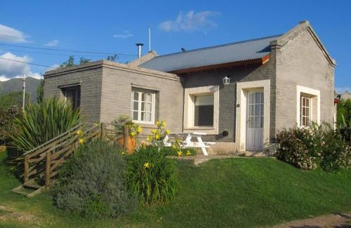 Capilla del Monte Cabin | DOS AGUAS