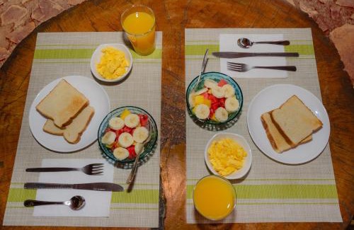 Cacique Bed & Breakfast | Dos Palmas Studio Apartments