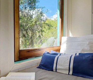 San Martin de los Andes Ski Chalet | Dos Tiny Houses con Vista Espectacular, 2 Baños y Bosque Privado para 2 Parejas