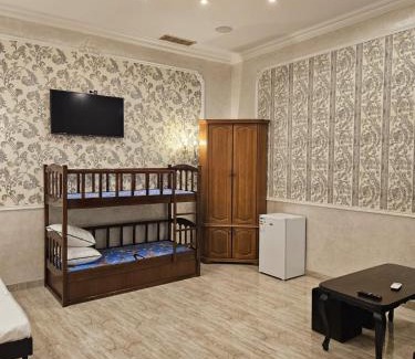 Parakar Hotel | Dostoevsky Hotel Աղ ու Հաց FOOD COURT