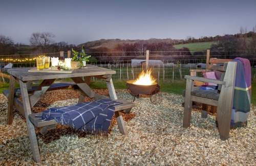 Fiddington Cabin | Dotty's Hut, Old Rectory House