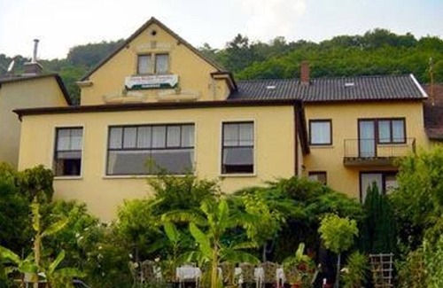 Neustadt-Haardt House | Double room 15, shower, toilet, 1 bed room - Hotel Müller-Pressler
