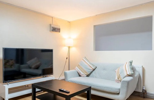 Bordesley Apartment | Double Bed Room in Flat in City Centre