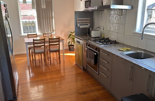 Mount Roskill House | Double bedroom in Auckland central near airport