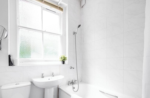 Hackney Apartment | Double Bedroom in the Heart of Hackney!