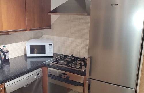 Earlsfield Apartment | Double bedroom near Wimbledon