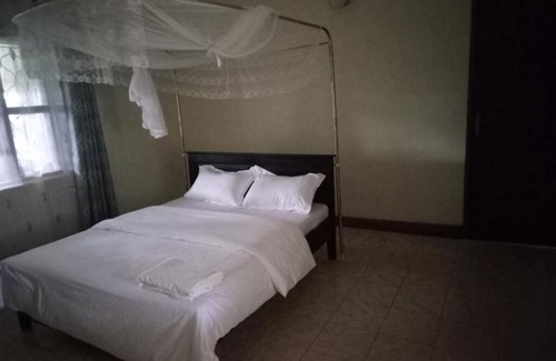 Masindi Bed & Breakfast | Double BnB Room with Private Bathroom #2