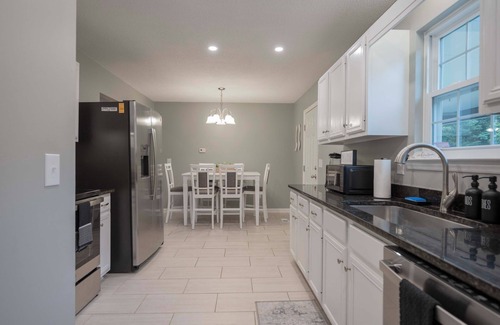 Murfreesboro House | Double Diamond Rentals - Peaceful Retreat