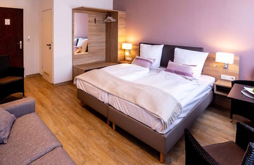 Gronau House | Double or multi-bed room - Hotel-Restaurant Ver