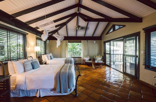 Punta Gorda Resort | Double Queen-Bed Suite w/Awesome Jungle Views - WiFi & A/C Included