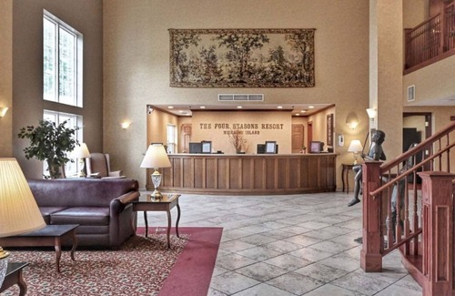 Pembine Apartment | Double Queen Suite | Onsite Amenities | Year-Round