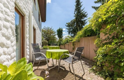 Gailingen Apartment | Double room 7 with shower and WC