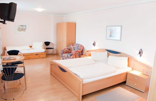 Wagerberg Bed & Breakfast | Double room - 1 night - Thermenpension Gigler