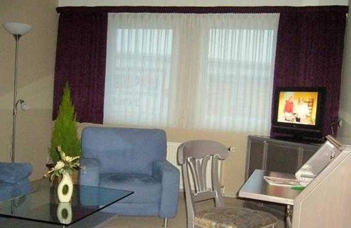 Sangerhausen House | Double Room 1 - Rosen-Hotel Sangerhausen