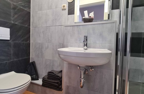 Anklam Apartment | Double room 10 - Altes Lazarett guest house