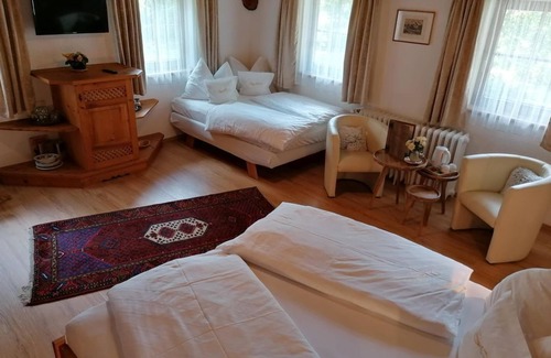 Stuhlfelden Bed & Breakfast | Double Room 2 People - Heilbad Burgwies, bed and breakfast