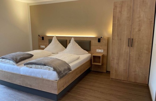 Wolf Bed & Breakfast | Double room 8 - Gäste- und Weinhaus Haus Schatzgarten