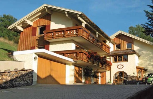 Jungholz House | Double room/B & B Enzian with south-facing balcony - Landhaus Windrose