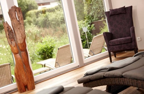 Meerfeld House | Double room "Bio Relax Sweet" shower/WC/balcony - NaturPurHotel Maarblick