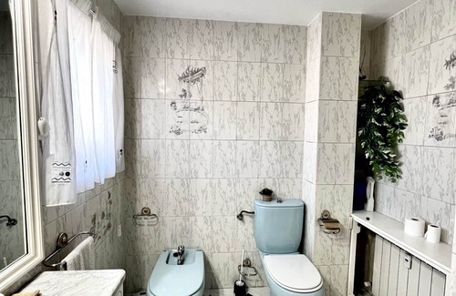 Hortaleza Apartment | Double room close to the airport and IFEMA, room close to the airport