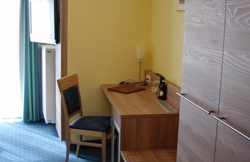 Blankenheim House | Double room comfort shower/WC - Hotel Schlossblick