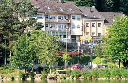 Blankenheim House | Double room comfort shower/WC - Hotel Schlossblick