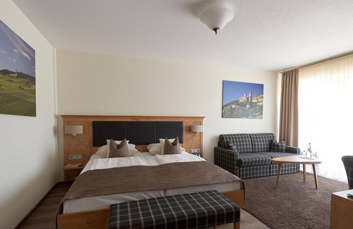 Mainz-Bingen House | Double room, shower or bath, WC - Fetzer's Landhotel