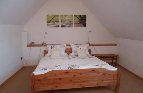 Weisenheim am Berg Bed & Breakfast | Double room - Alter Winzerhof