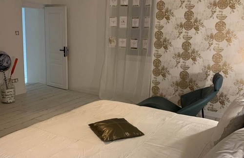 Allegre Les Fumades Other | Double room Hermès and Alice