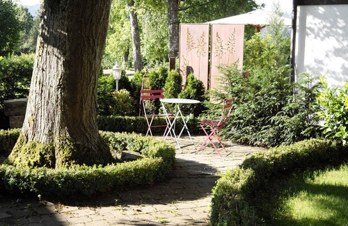 Waschenbeuren Cottage | Double room - guest house laundry lock