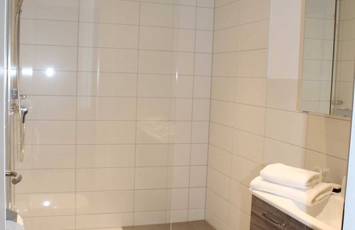 Mering Apartment | Double room - Hotel & Boarding House Schlosserwirt