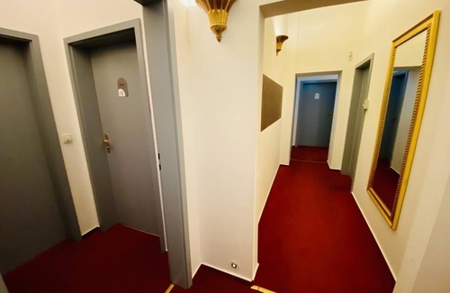 Warnemuende Apartment | Double room Humidor, directly on the Alter Strom