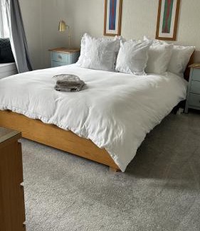 Blandford Saint Mary House | Double Room in Georgian Masionette