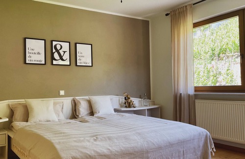 Merl Bed & Breakfast | Double room in the Bed & Breakfast on our winery on the Moselle