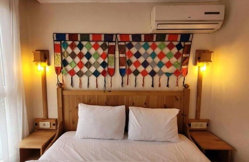 Emin Sinan House | Double Room in wooden house