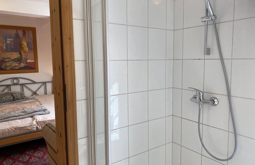 Neuleiningen Bed & Breakfast | Double room New York with French balcony Bed - Felsenmühle Neuleiningen