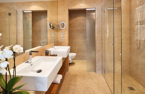 Kaprun Hotel | Double room Panorama Deluxe DBL non ref - TAUERN SPA Zell am See-Kaprun