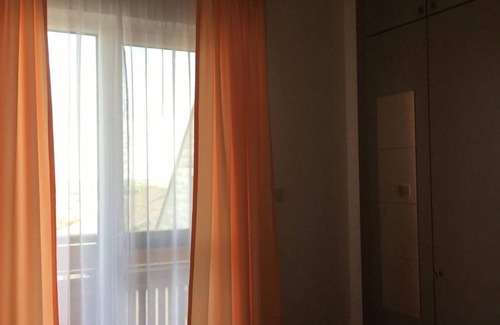 Neusiedl am See Apartment | Double room, shower, WC, balcony - Pension Seeblick Latzko