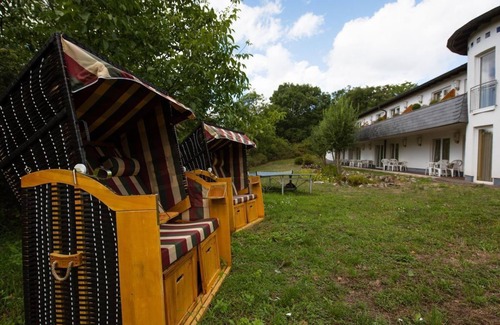 Idar-Oberstein House | Double room shower/bath/WC Deluxe - Berghotel Kristall