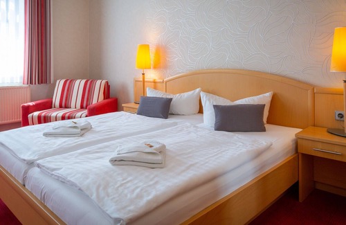 Kyritz Apartment | Double room (shower/WC)