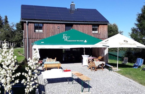 Unterwurschnitz Apartment | Double room, shower, WC, Husarenberg - Ferienhof Wilfert