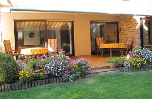Saarlouis Apartment | Double room, shower, WC, 1 bedroom - Haus Anna