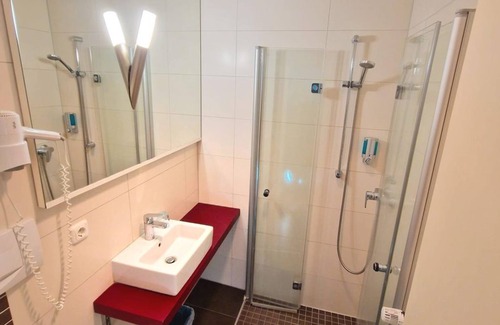 Daun House | Double Room Shower/WC - Hotel Stadt Daun
